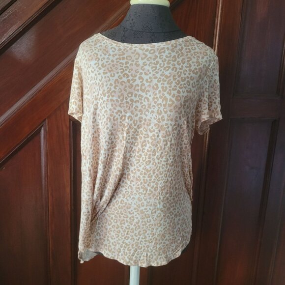 Nine West Essential Leopard Print Top - Beige & White - Womens L - Picture 1 of 6